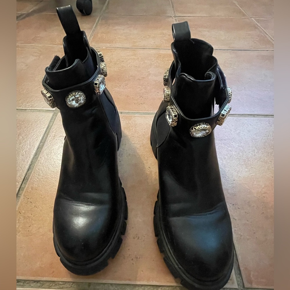 Madden Jewel Embellished Chunky Block Heel Combat Platform Booties Size 8